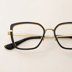 Max Square Black Glasses
