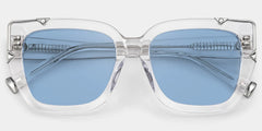 A clear, oversized frame that's playful and chic.