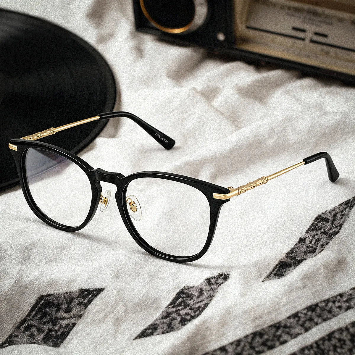 Laura Square Black Glasses