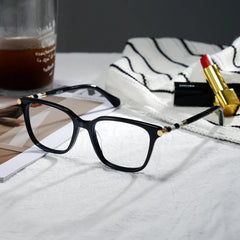 Delilah Square Black Glasses
