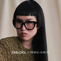 Refined black cat-eyes with a timeless elegance.