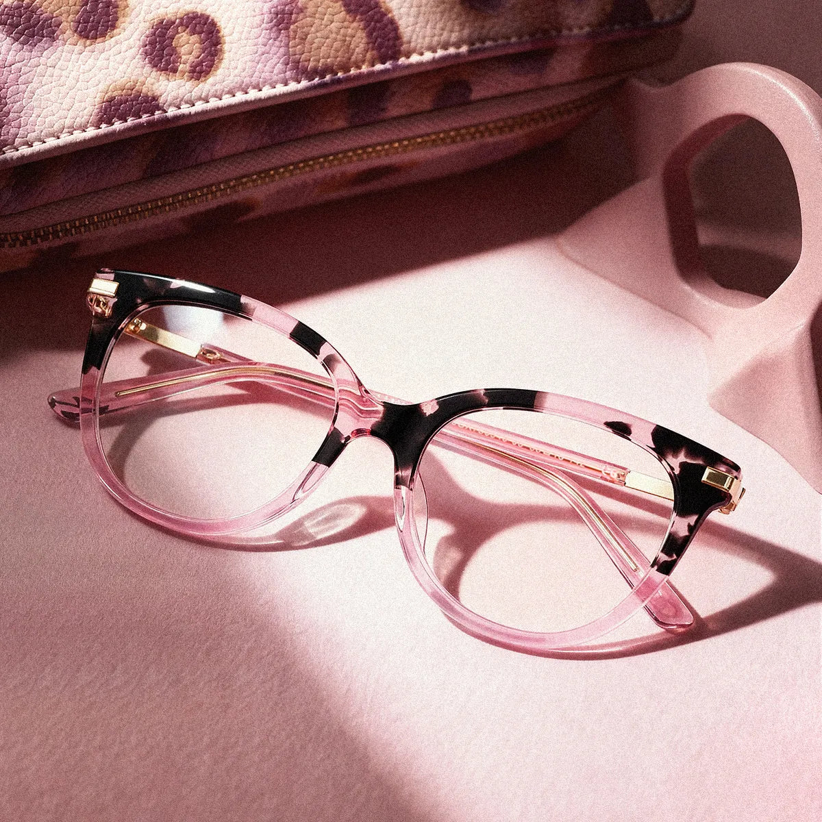 Mailyn Round Pink Tortoise Glasses