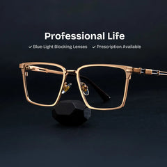 Finn Rectangle Gold Glasses