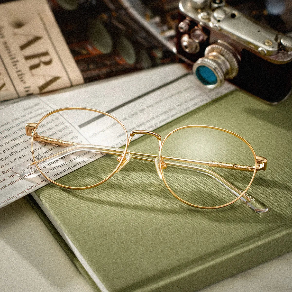 Ian Round Gold Glasses